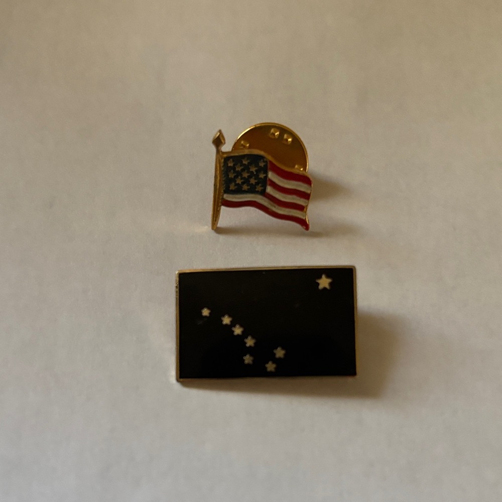 American and Alaskan Flag Lapel Pins